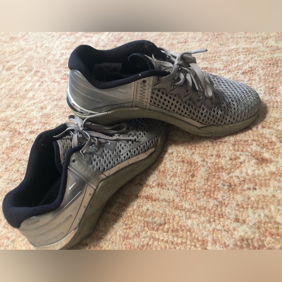 Gray/silver Metcon 6 - Picture 3 of 10